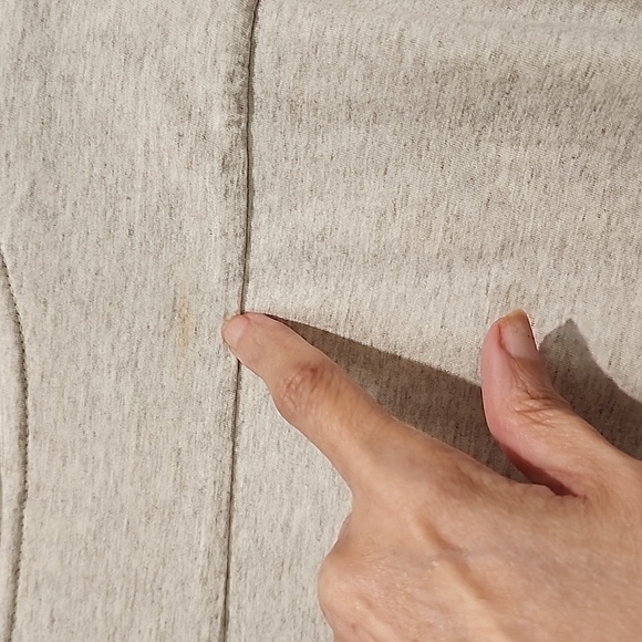 NEW Caite by Athleta Jay v neck floral heathered ivory tee - Picture 8 of 8